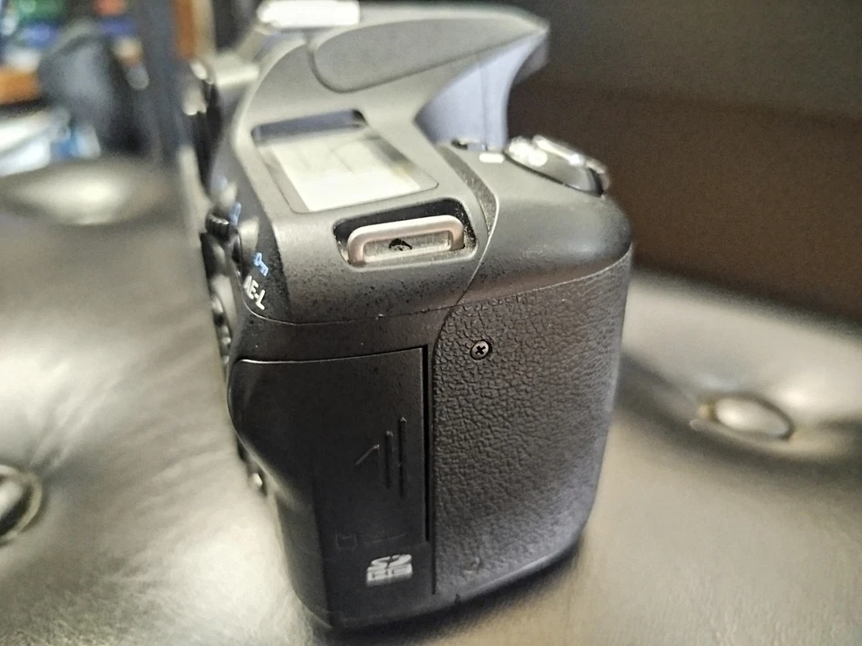 Pentax K100d Super - Image 4 of 4