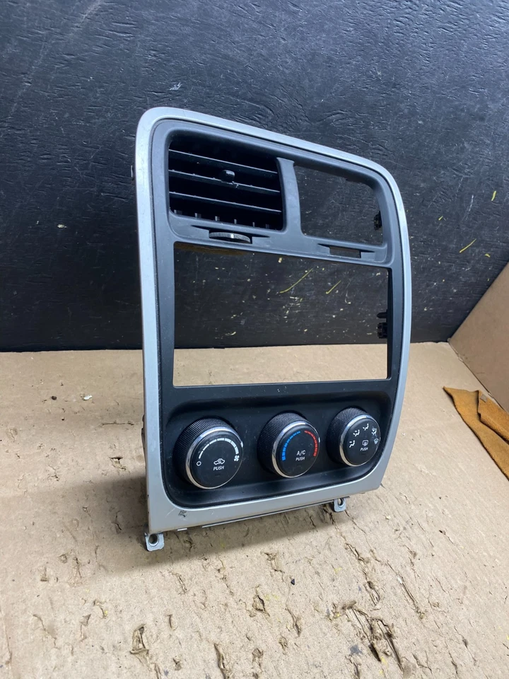 Dodge Caliber 2010 a 2012 tablero radio bisel central climático tablero T8525 DG Foto 2 de 4