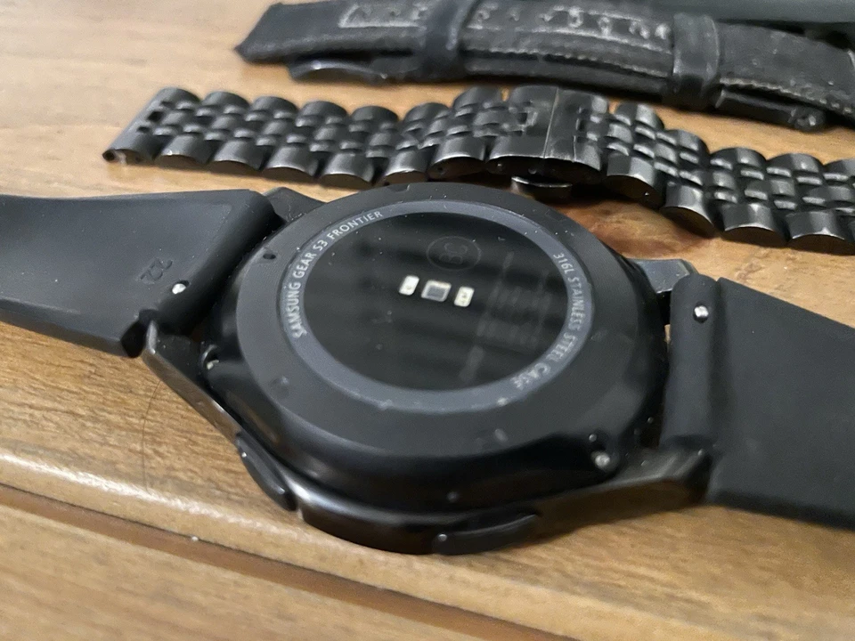 Samsung Gear S3 Frontier 46mm Stainless Steel Case W/ Extra Wrist Bands - Image 4 of 4