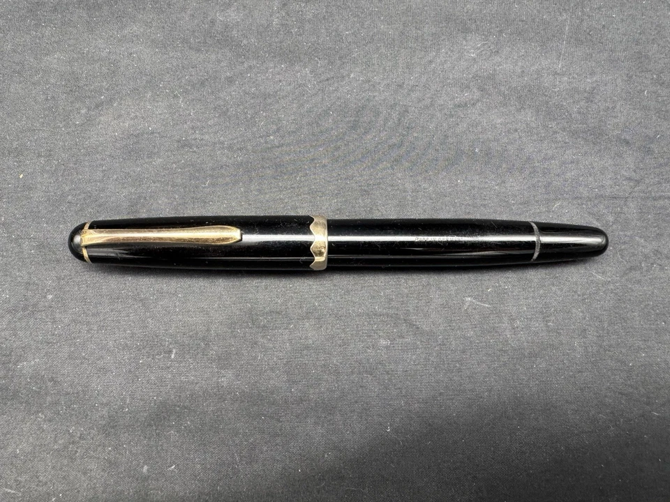 Pluma Estilográfica Montblanc Monte Rosa Vintage Oro 14K Nuevo en Caja con Estuche Foto 2 de 4