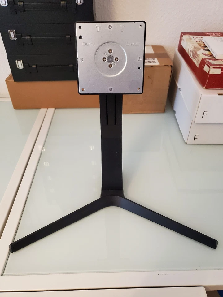 Iiyama G-Master Basis Unterstützung LCD Bildschirm Vesa 100 Standfuß gebraucht