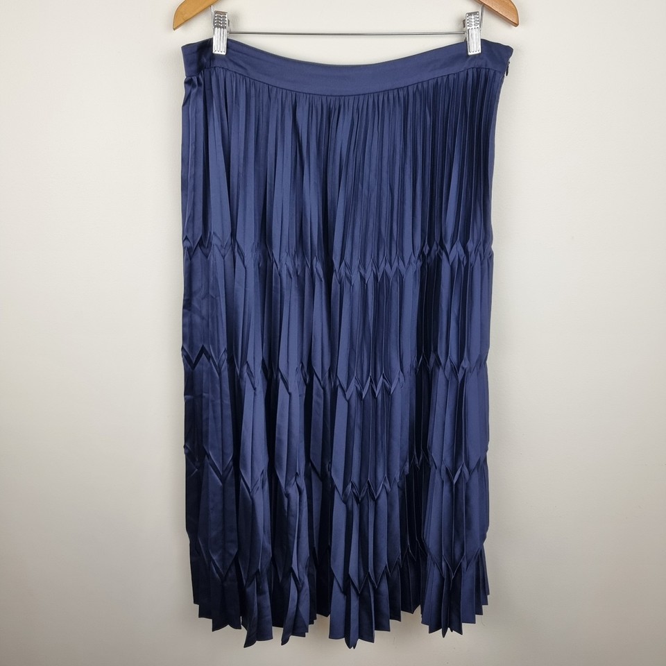 Perri Cutten Satin Pleated Skirt Size 16