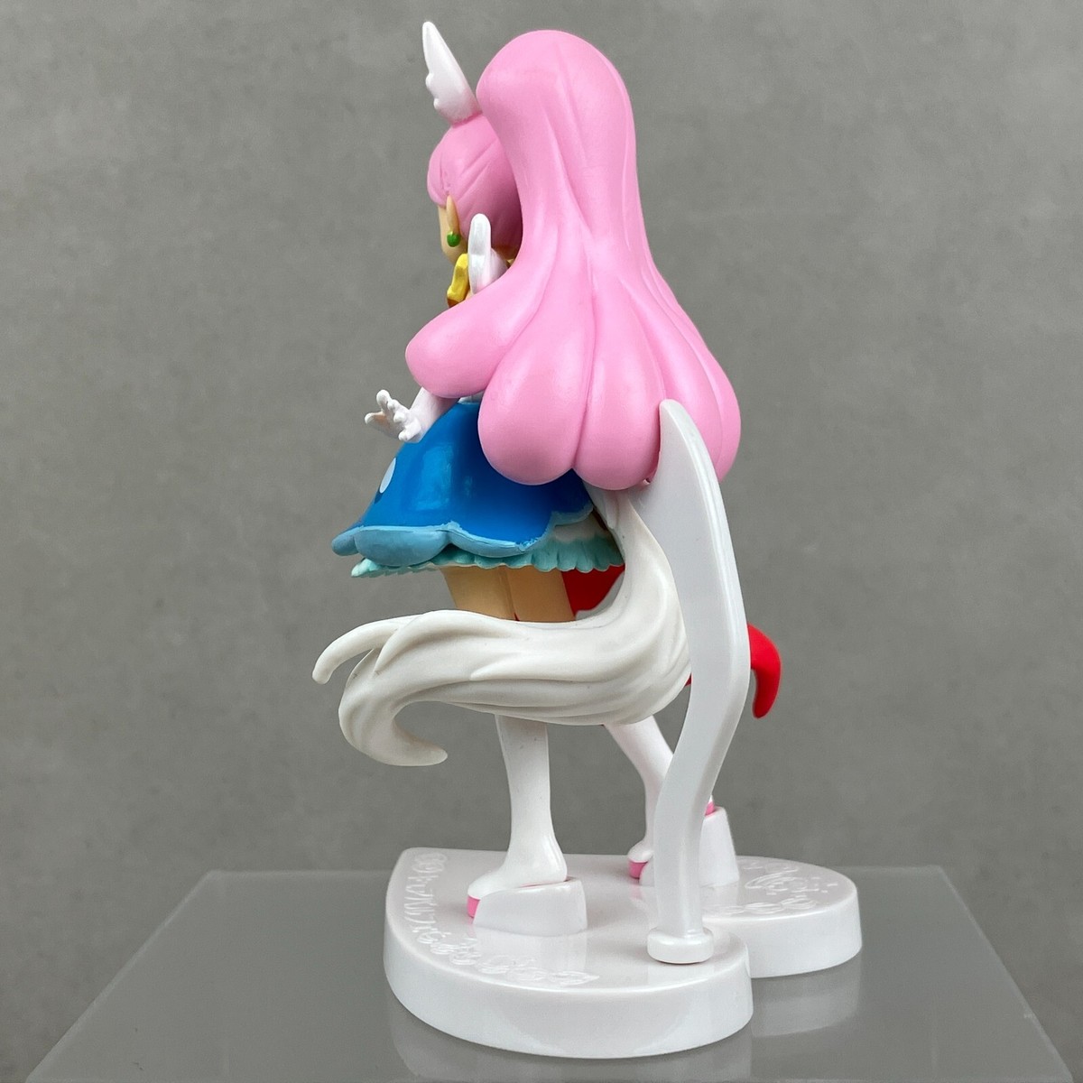キュアレ　KAKATO MAKURA S.H.Figuarts Kirakira Precure a la Mode Cure Whip Custard