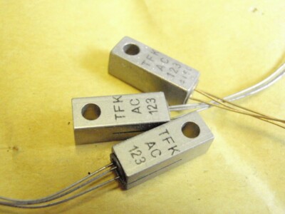 2x TRANSISTOR AC175K GERMANIUM NPN 25V 1A 1,1W  Kühlkörper Original    19297-175