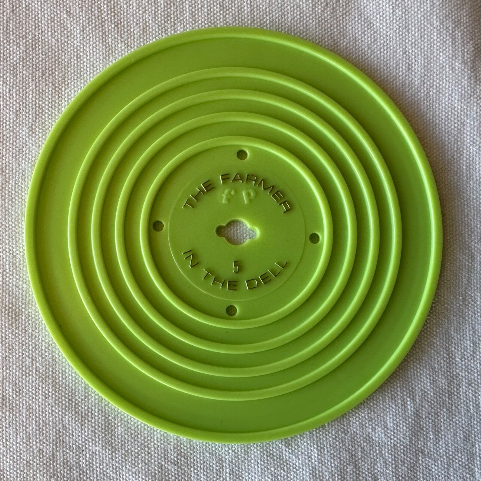 Record/ Disc #5 for Fisher Price 2010 Retro Music Box Record Player