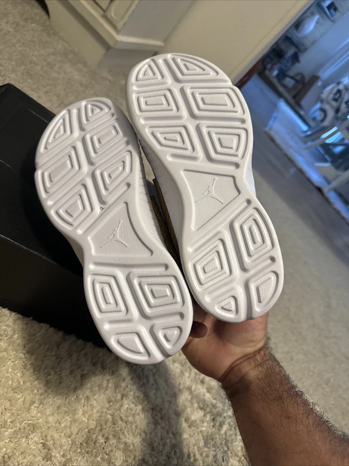 Jordan J23 dorado para hombre talla US 11,5 correa dorada 2016 en muy buena condición 854557-700 Foto 4 de 4