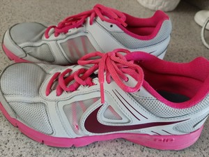 nike air relentless 8