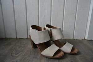 natural yarn dye women's majorca cutout sandals