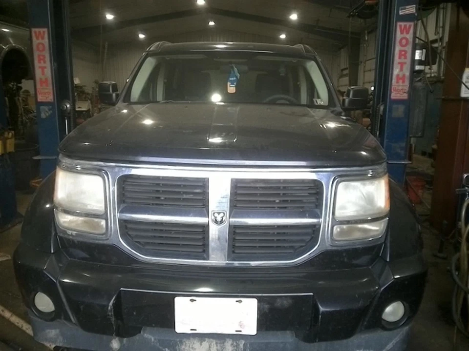 Parasol izquierdo conductor compatible con 07-11 NITRO 118389 Foto 2 de 4