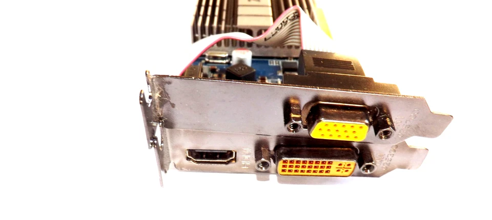 SILENT✔️HDMI✔️VGA✔️DVI✔️PCI-E 16x 2.0✔️Video Card✔️NVIDIA✔️GeForce210✔️SFF - Image 2 of 4