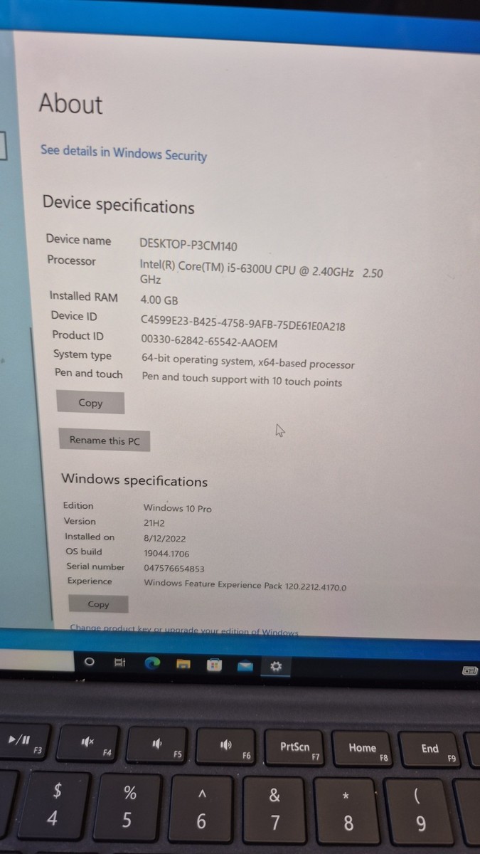 Microsoft Surface Pro 4 12.3 i5-6300U, 4 GB RAM, 128 GB, Windows
