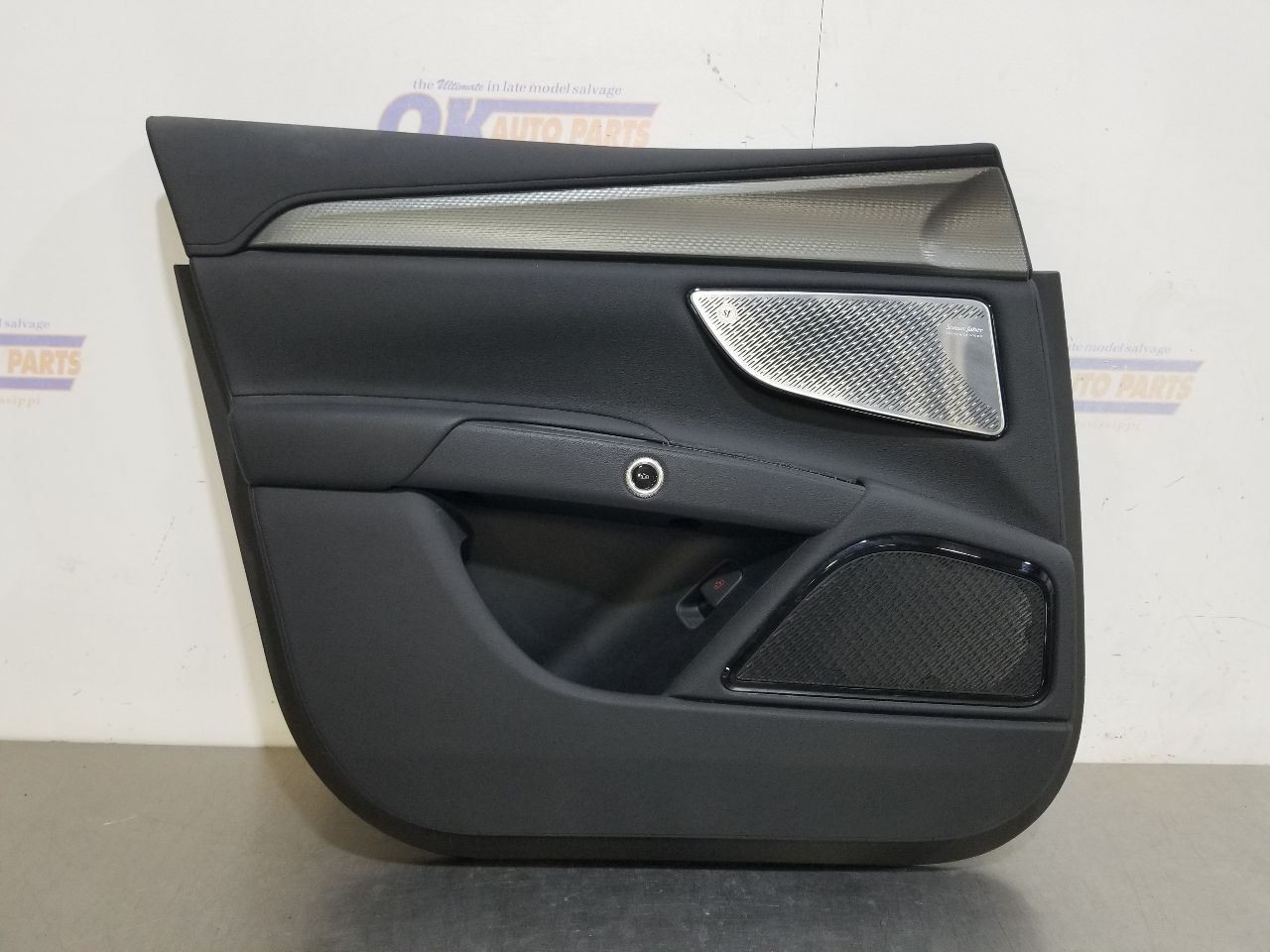 Maserati Grecale 2023-2023 FRONT+LEFT Door panel