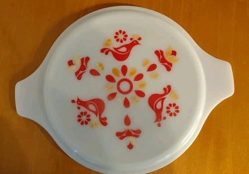 Pyrex Vintage Friendship Red Birds Casserole Replacement Lid 25-C 17 LID ONLY