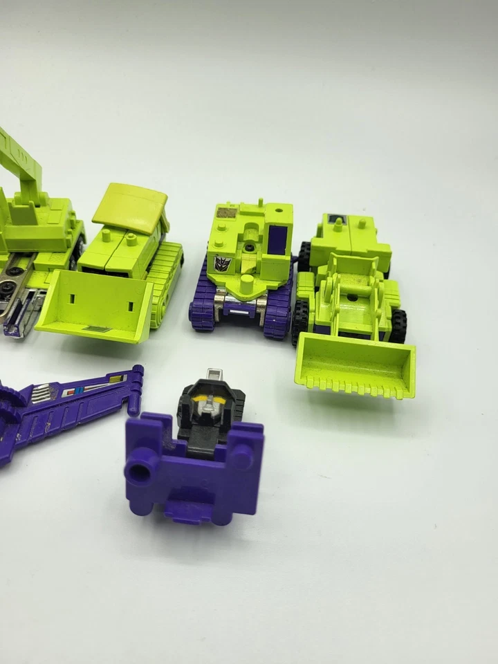 Hasbro 1984 Transformers G1 Constructicons Devastator - Incomplete AS-IS - Image 4 of 4