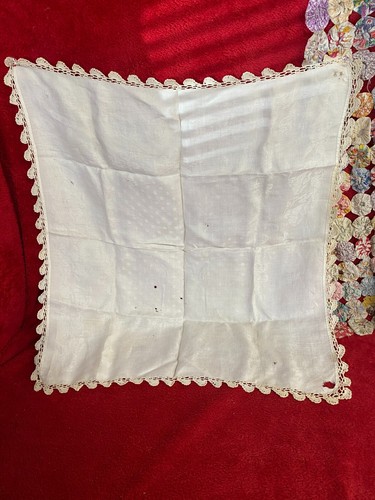 Mantel de lino vintage con borde de ganchillo a mano - Imagen 4 de 5