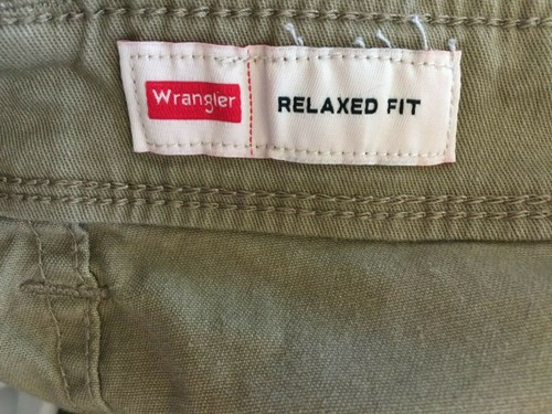 NWT MEN'S Wrangler Cargo Relaxed Fit KHAKI KHAKIS ABWEW TECH 7 Pocket Pants Flex - Picture 12 of 12