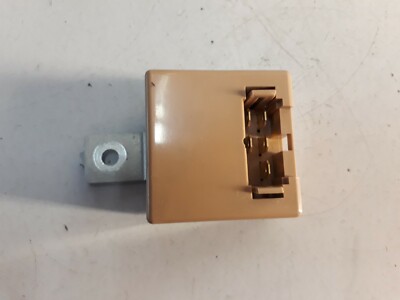 Mitsubishi Space Runner '00 6N_W 2.4 GDI Oil Level Relay 068000-5220 MD332124