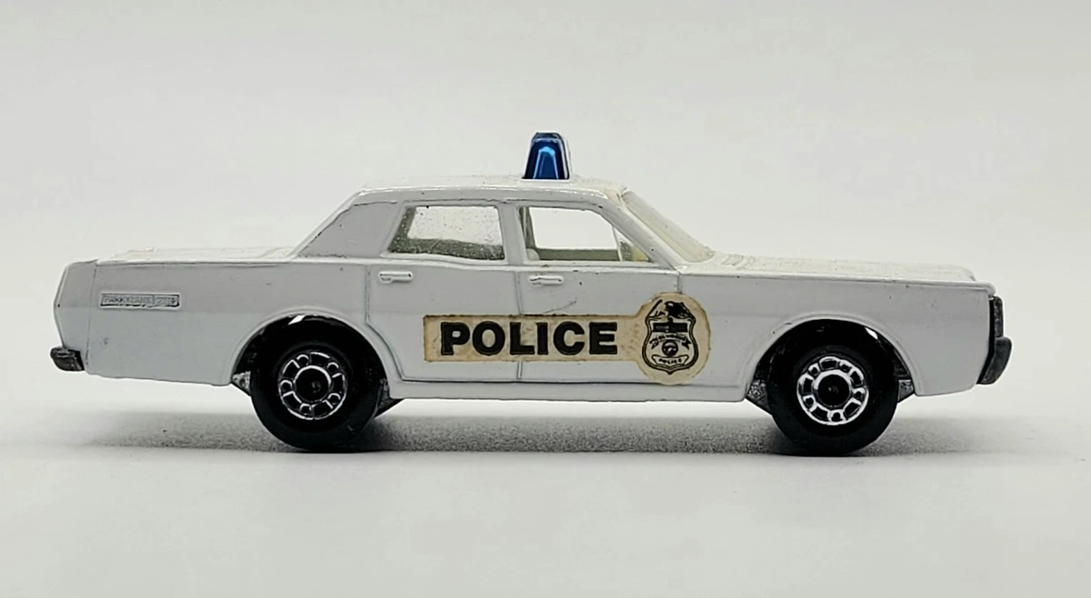 Preços baixos em Veículos de Polícia Matchbox Mercury em metal