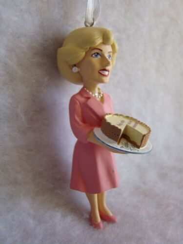 New HALLMARK Betty White in The Golden Girls as Rose Ornament - Picture 1 of 4
