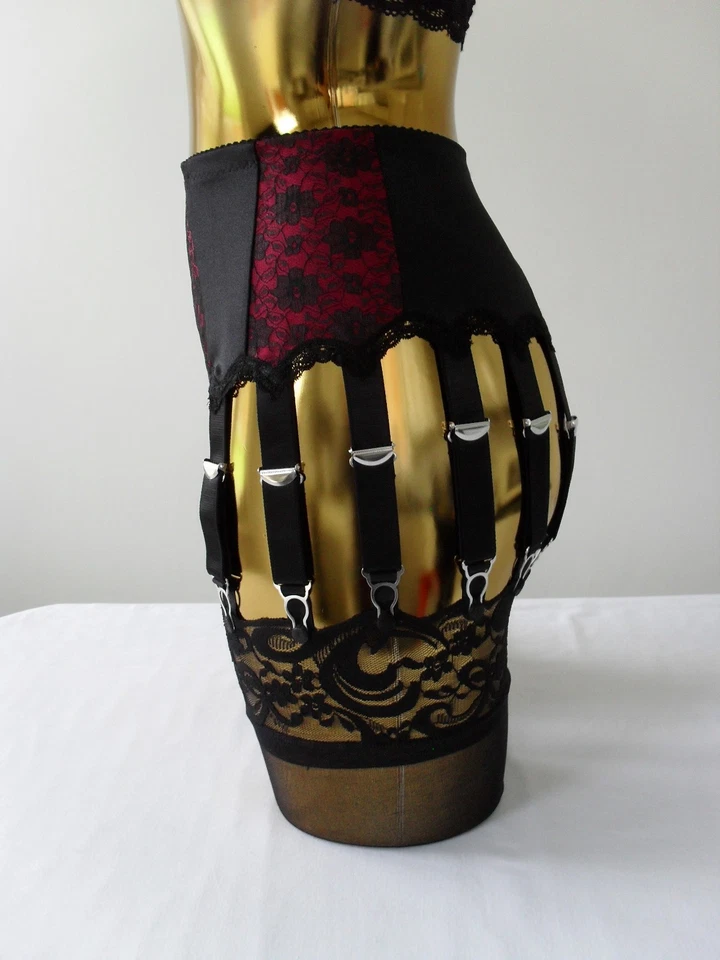 Large or XL 14 Strap Burgundy Lycra Lace Designer Retro Burlesque Suspender Belt - Imagem 3 de 4