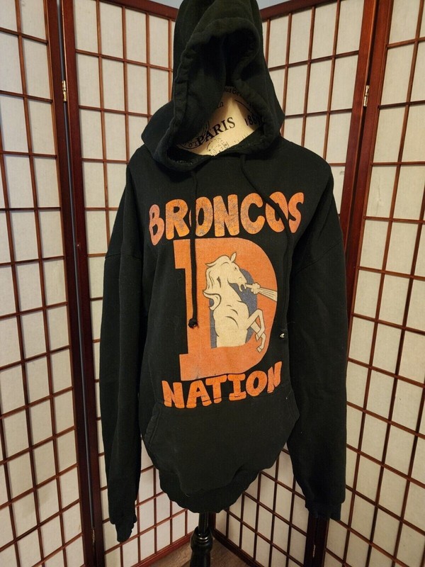GANUCCI black sweater hooded- size 3XL (BRONCOS D NATION print)