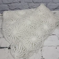 Vintage Hand Crocheted Scraf Ivory Wispy Sunburst Geo Pattern Warm Winter Shawl 