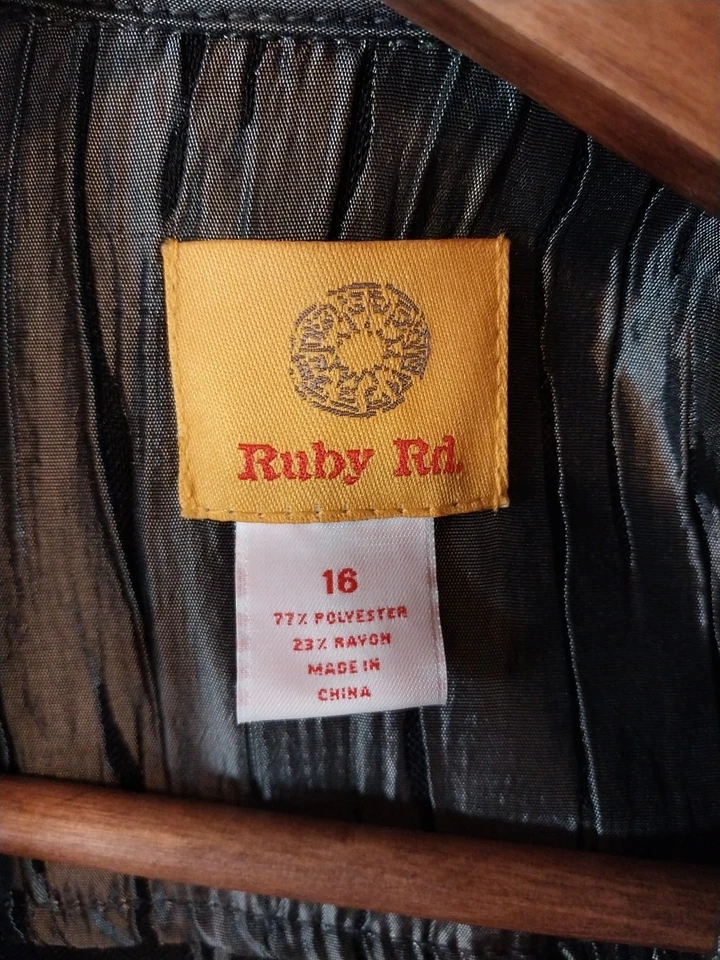 Ruby Rd. Womens Sz 16 Jacket Gray Wrinkled Shimmer Metal Buttons Patch Pockets - Image 4 of 4