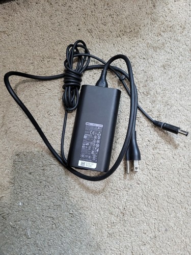 Dell AC Adapter Model LA90PM130 with output 19.5V 4.62A