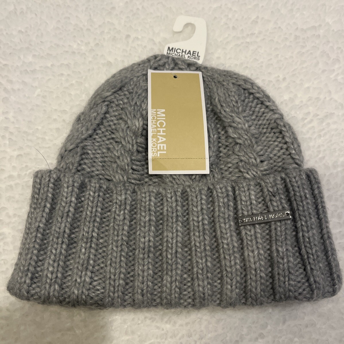 New Michael Kors Womens Light Gray Cable Knit Winter Beanie 