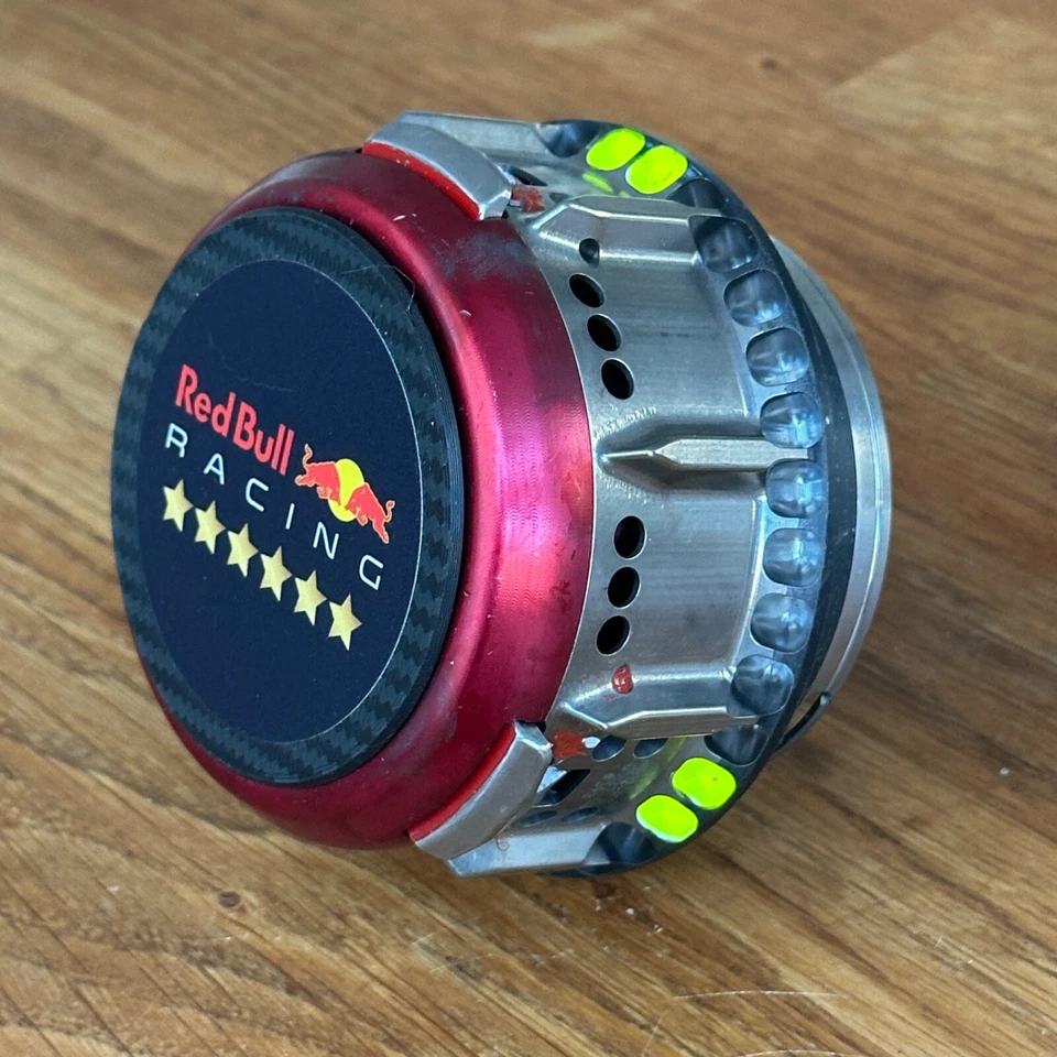 DADO RUOTA USATO MAX VERSTAPPEN F1 MEMORABILIA RACE RED BULL RACING 6x CWC - Immagine 3 di 4