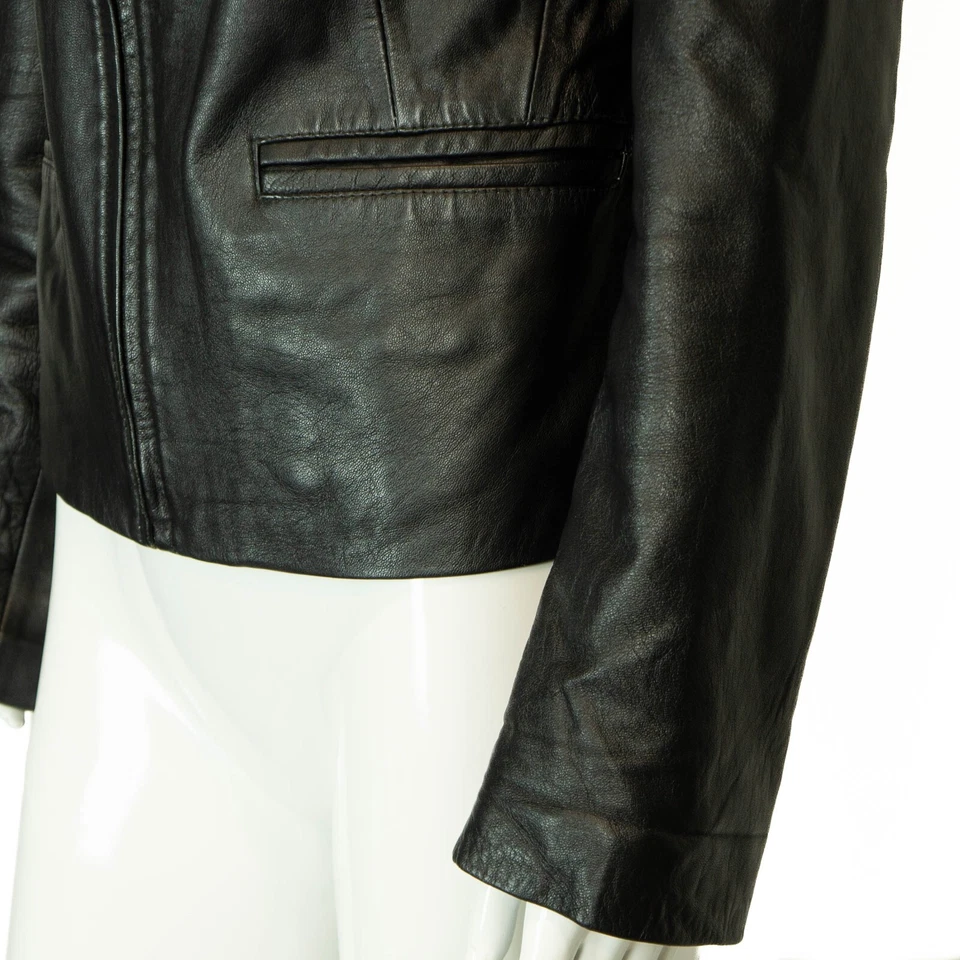 Chaqueta de cuero negra vintage años 80 90 GIANNI VERSACE para mujer Foto 3 de 4