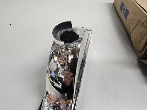 GENUINE GM 22506791 Cutlass Front Park Turn Signal Lamp Light Lens LH 1976-90 - Picture 6 of 8