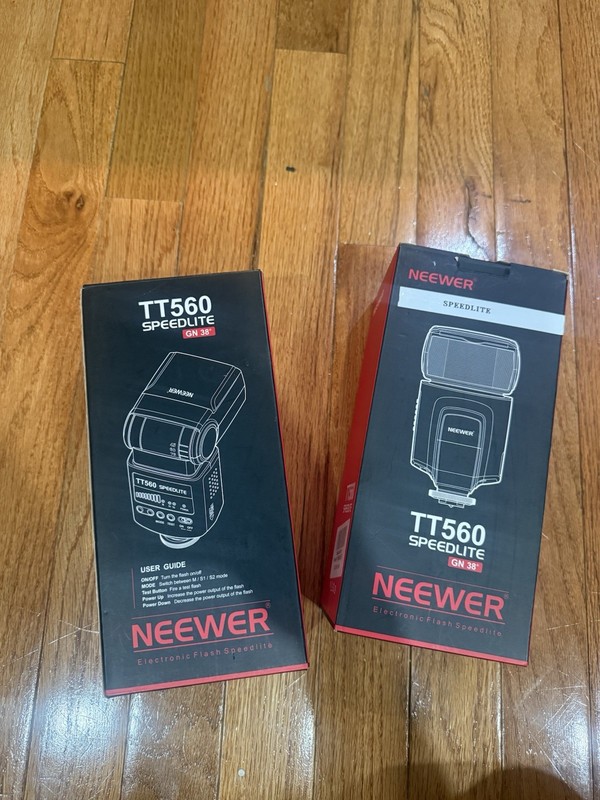 Neewer TT560 Speedlite Flash GN38 Hot Shoe Mount Strobe for DSLR Camera