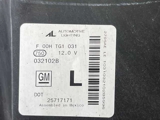 Driver Left Headlight Fits 00-02 CADILLAC DEVILLE d224-201817 - Image 4 of 4