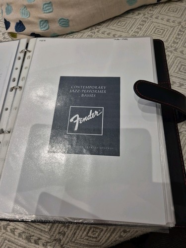 Vintage GUITAR Manuals Ovner Users FENDER, KUBICKI,AMPEG LARGE JOB LOT - Picture 7 of 24