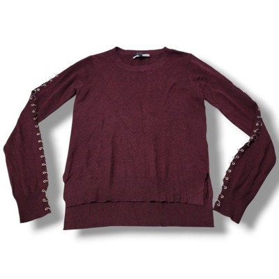 Fate By LFD Sweater Size Small Soft Knit Sweater Metal Ring Accent Outer Sleeves