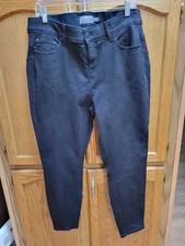 NWOT Black Bombshell Skinny Jeans By TORRID sz 18 Short. Washed Once 2 Shrink