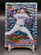 2026 Topps Series 1 Yoshinobu Yamamoto Silver Crackle Foilboard #T91-55