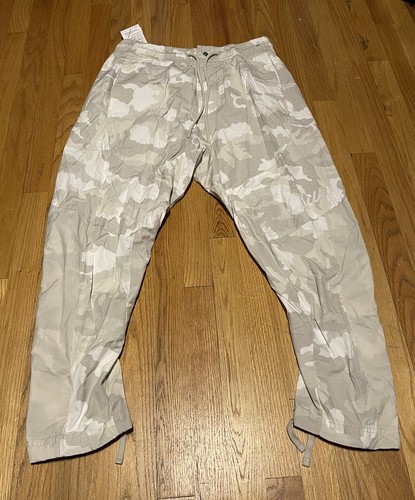 Nike NSW Woven Camo Pants Light Bone 