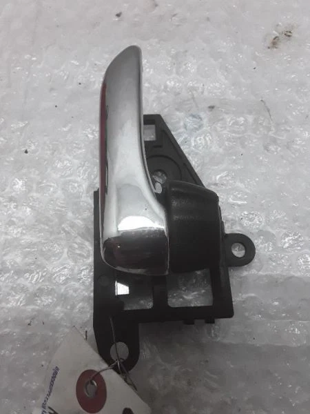 Manija interior puerta delantera derecha R/F cromada/negro GTS 2002 TOYOTA CELICA Z-61-1P Foto 2 de 3