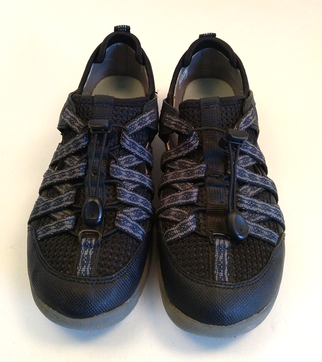 EUC Baretraps Polla Memory Foam BLACK w/ Navy Blue Casual Athletics  Womens - Main Image