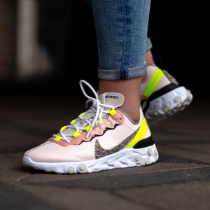 nike react element neon