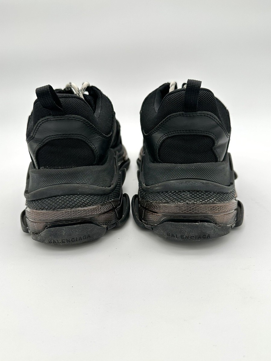 Balenciaga Triple S Triple Black Sneakers EUR 44 Size Us 11 Balenciaga Triple S Triple Black Sneakers EUR 44 Size Us 11