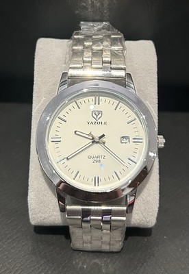 YAZOLE 298 Men's Quartz Watch Date Stainless Steel Bracelet New Battery
