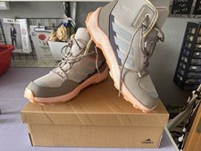 Terrex AX4R MID k