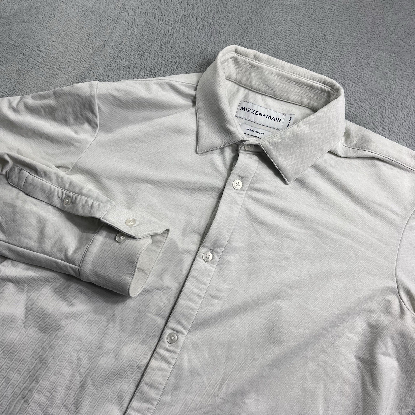 Mizzen+Main Solid White Button Down Performance M… - image 1