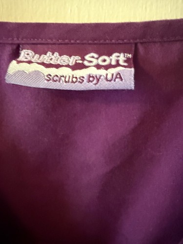 WOMENS UNIFORM TOP PURPLE "BUTTER SOFT SCRUBS BY UA" SIZE "L"WITH POCKETS NWOT - Picture 2 of 6