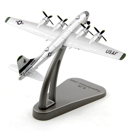 1:300 Scale Alloy Diecast Military Model USAF B-29 Superfortress Bomber Aircraft - Picture 4 of 15