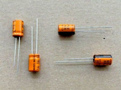100 Stück Elko - Radial - 33uF - 63V - 20% - 8x12 - RM3,5 - 125° - NCC