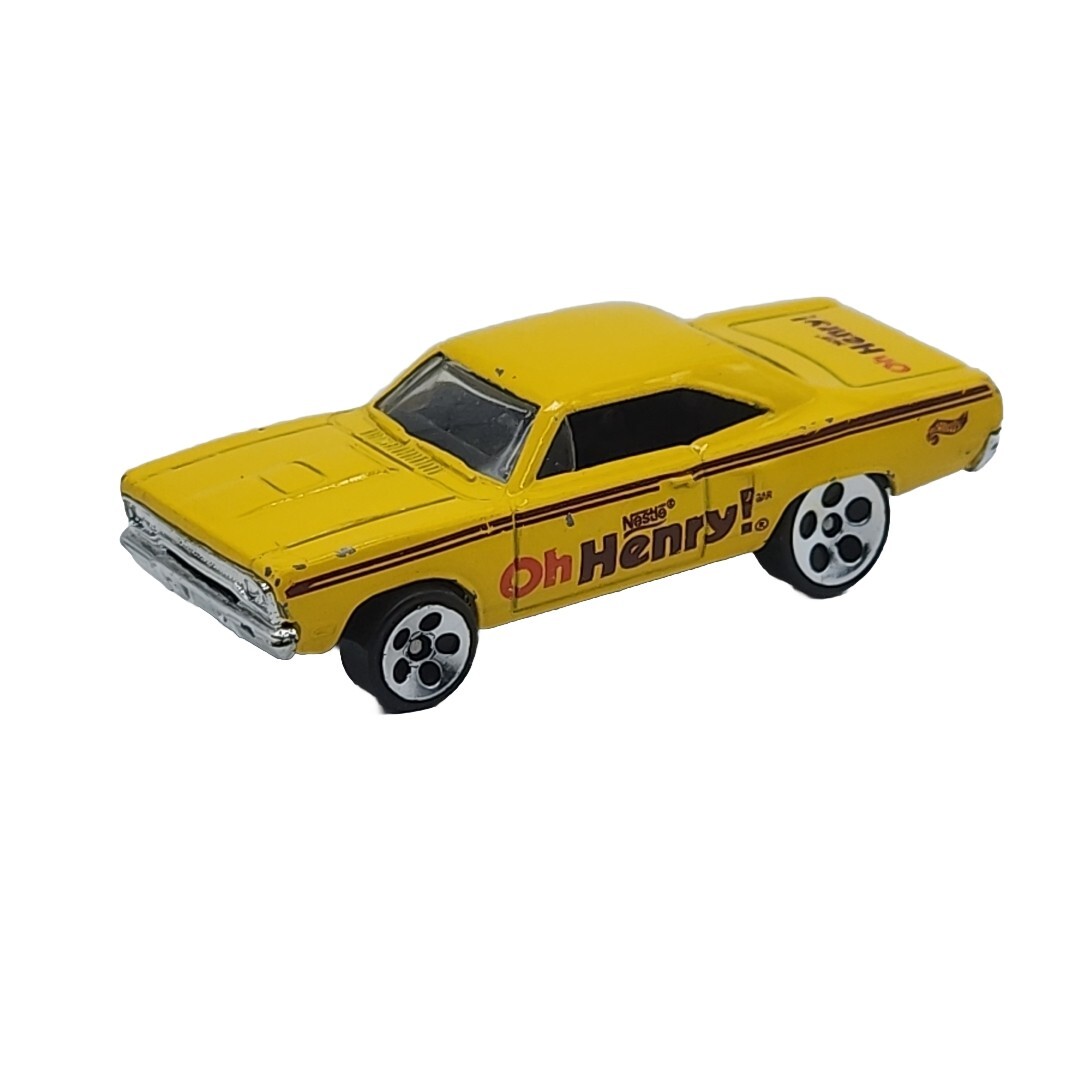 Hot Wheels Sugar Rush II Series Segment 1970 Road Runner Oh Henry